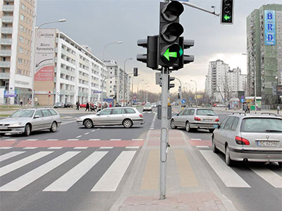 S-3 wolno skr�ci� w lewo, nie wolno zawr�ci�