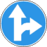 znak C-6 nakazuje jazdę prosto lub w prawo
